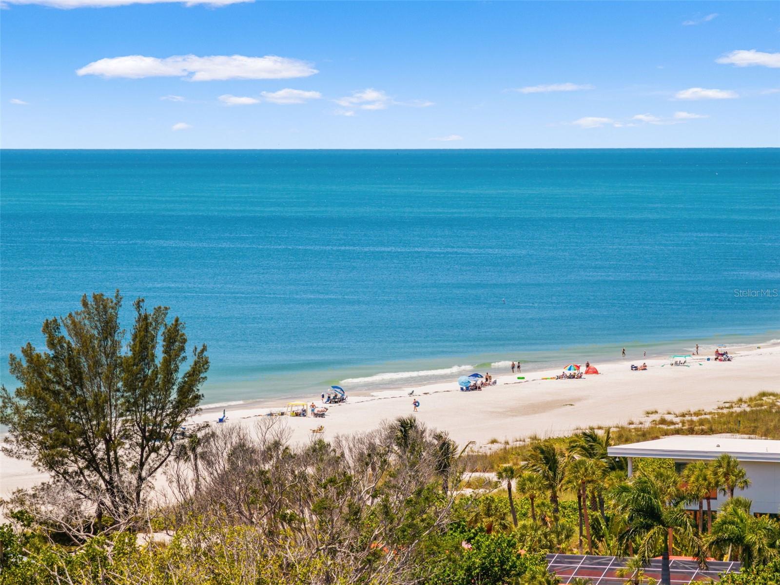 8106 GULF DR #A&B, HOLMES BEACH, FL, 34217