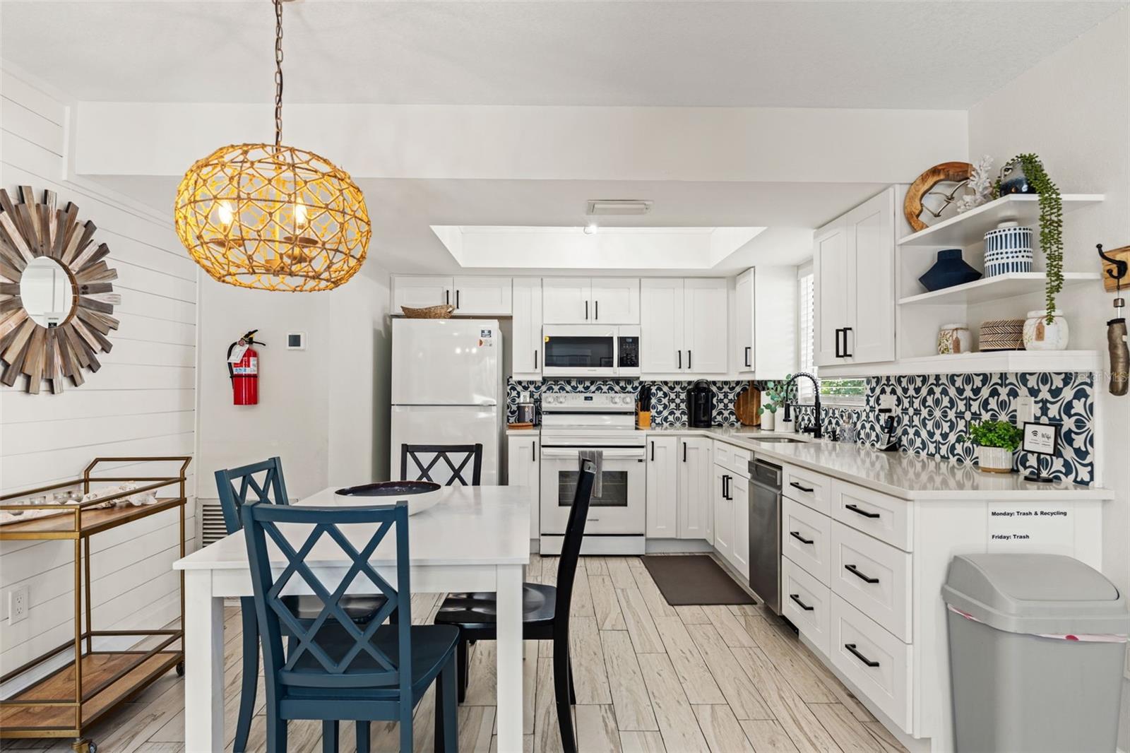 8106 GULF DR #A&B, HOLMES BEACH, FL, 34217