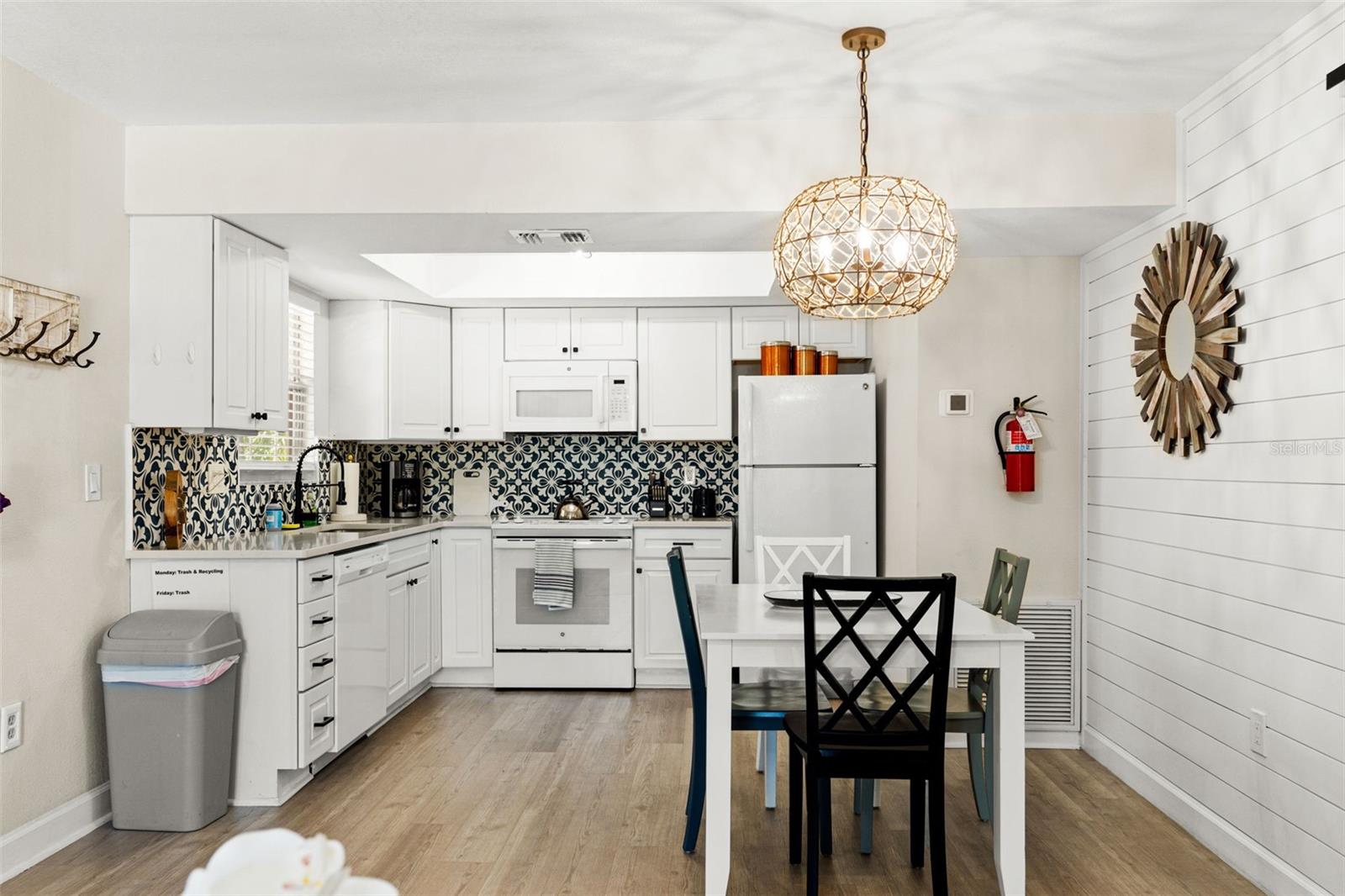 8106 GULF DR #A&B, HOLMES BEACH, FL, 34217