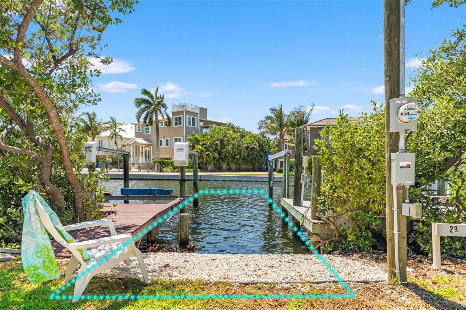 8106 GULF DR #A&B, HOLMES BEACH, FL, 34217