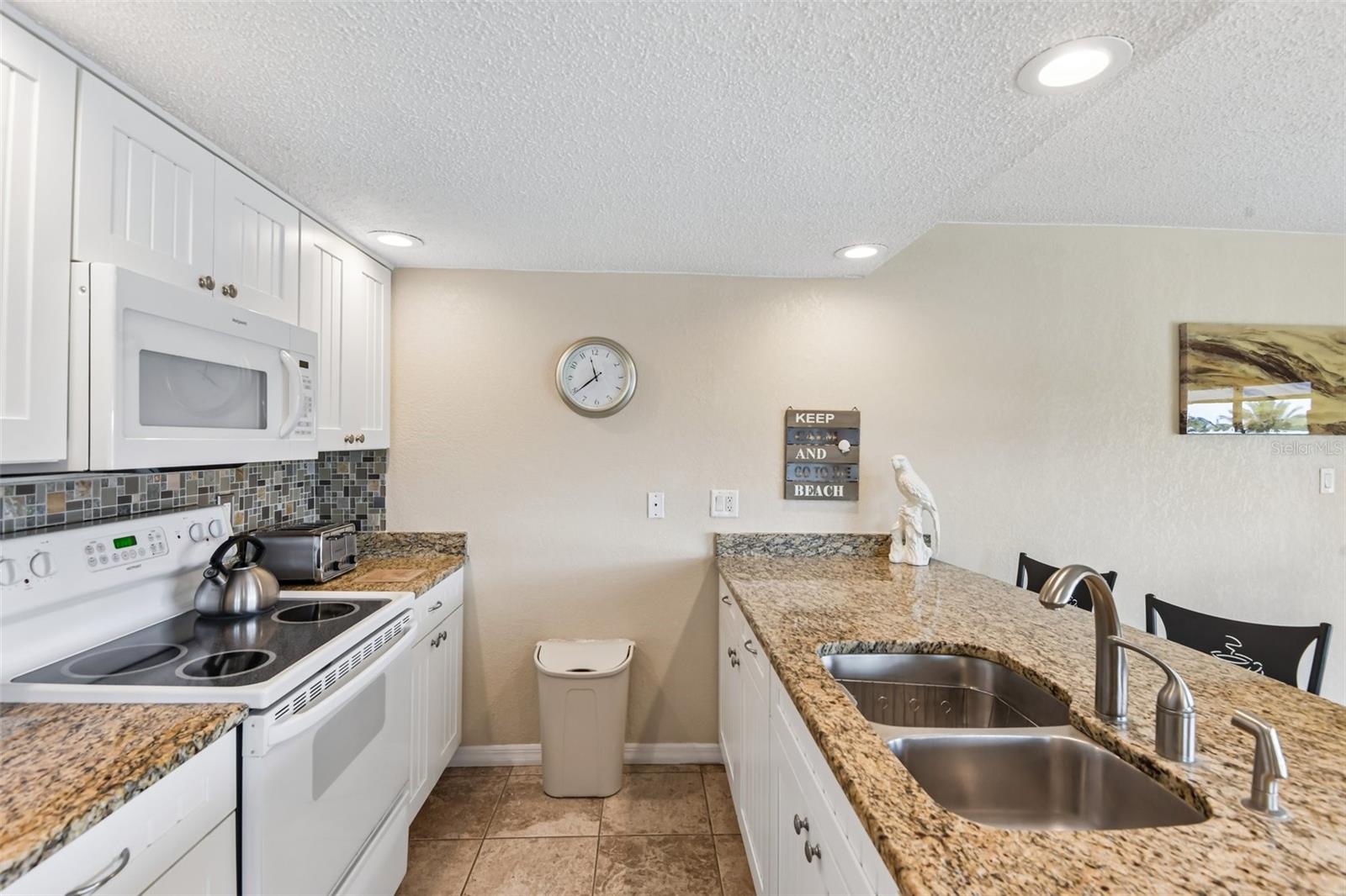 50 GULF BLVD #301, INDIAN ROCKS BEACH, FL, 33785