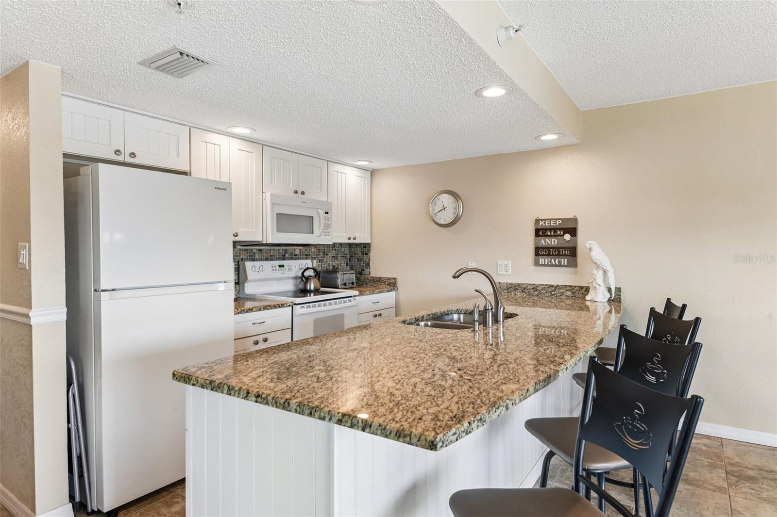 50 GULF BLVD #301, INDIAN ROCKS BEACH, FL, 33785