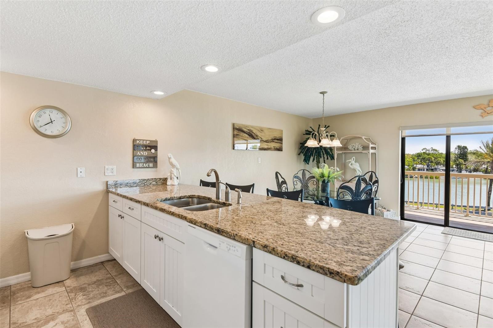 50 GULF BLVD #301, INDIAN ROCKS BEACH, FL, 33785