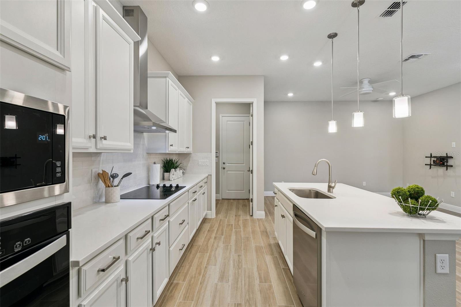 6491 CYRILS DR, ST CLOUD, FL, 34771