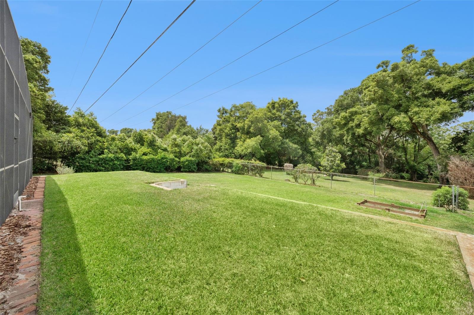 121 PEACOCK DRIVE, ALTAMONTE SPRINGS, FL, 32701