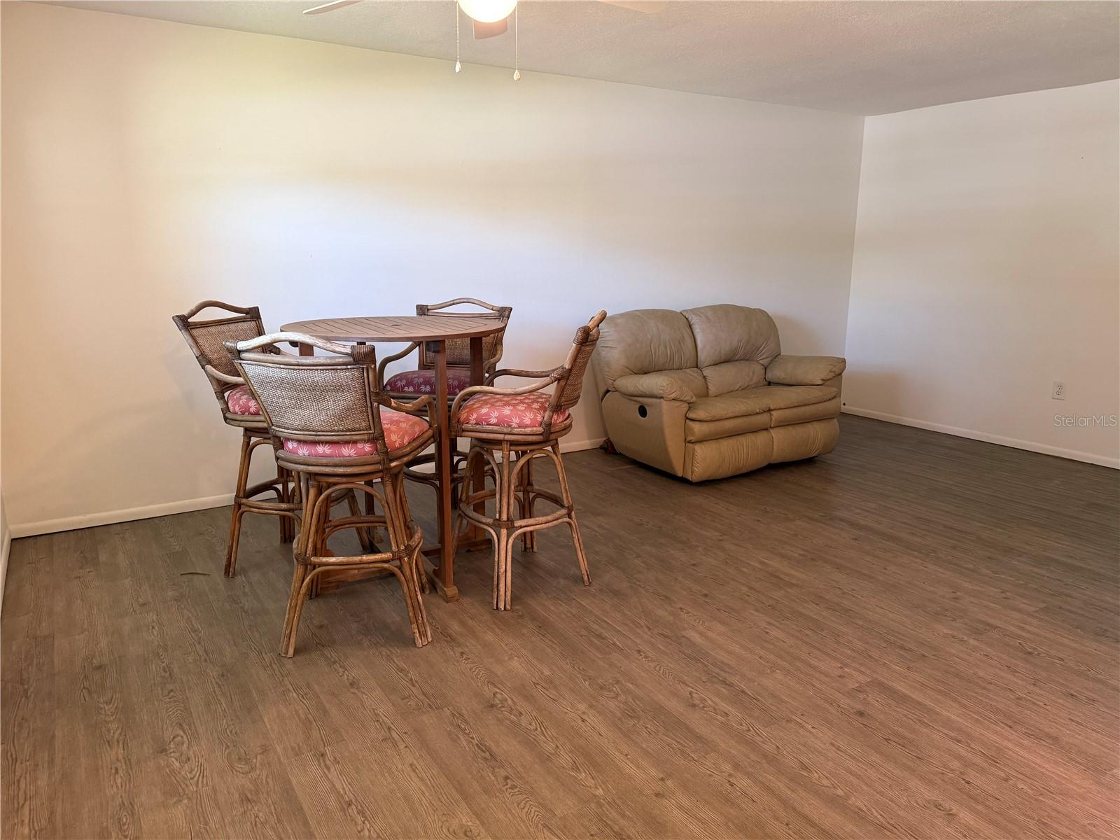 245 CENTER RD #103, VENICE, FL, 34285