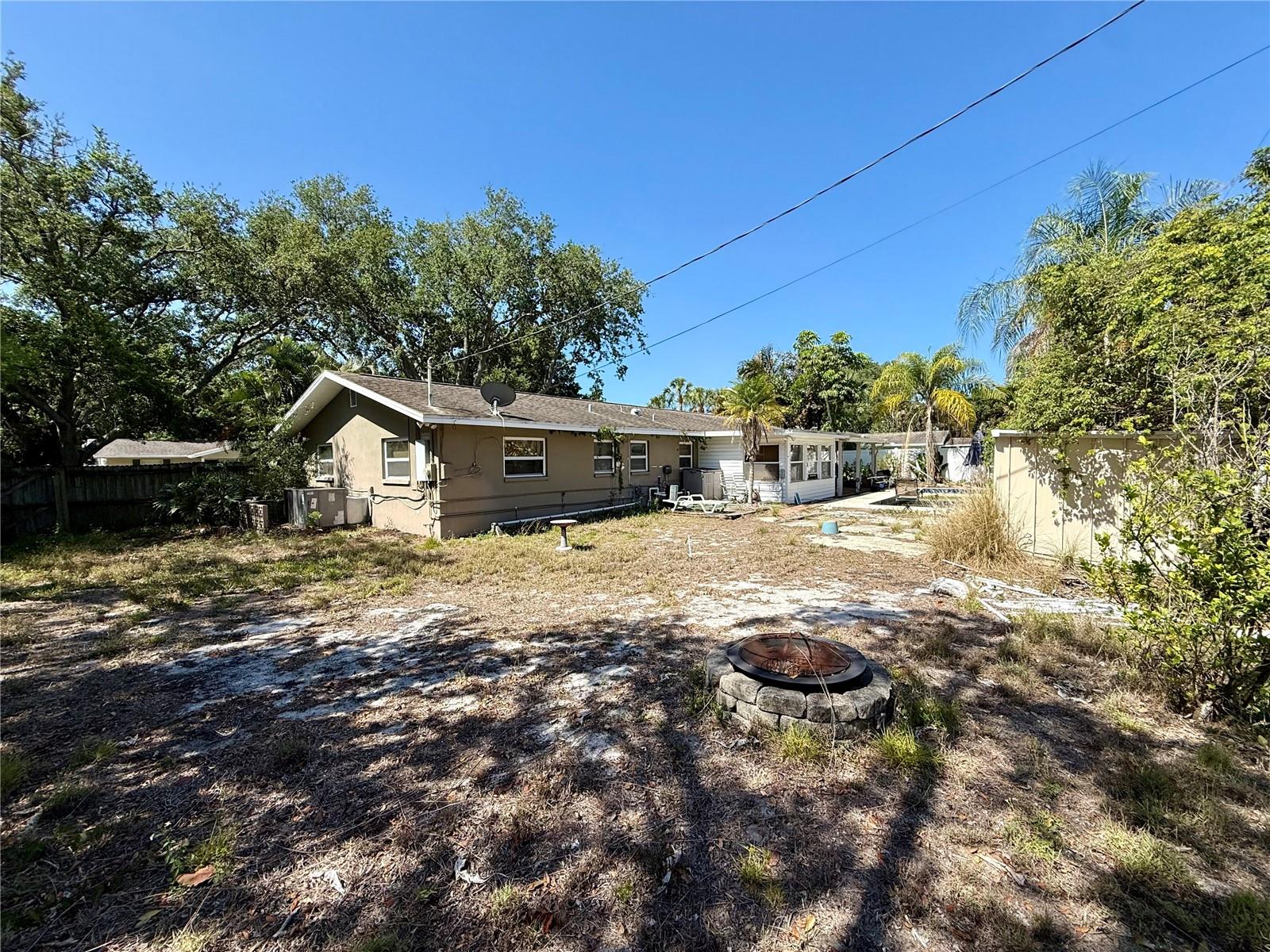 720 15TH AVE SW, LARGO, FL, 33770