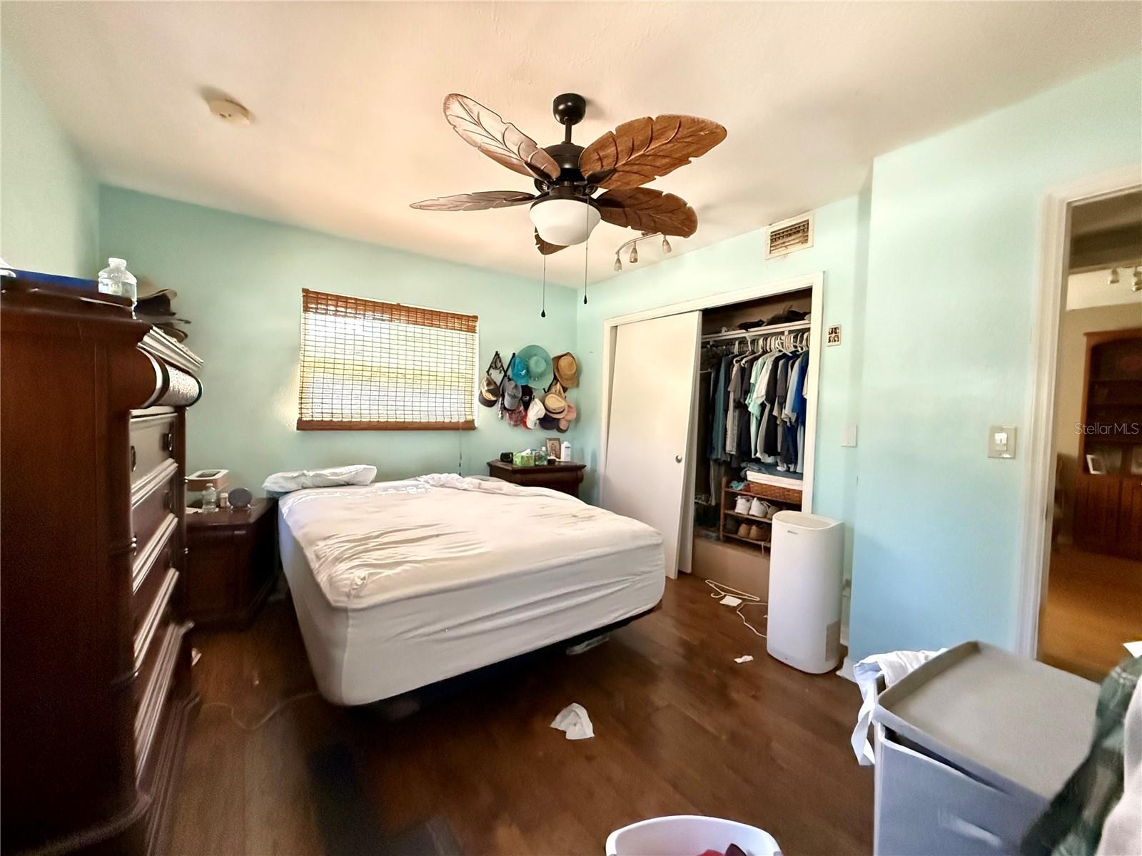 720 15TH AVE SW, LARGO, FL, 33770