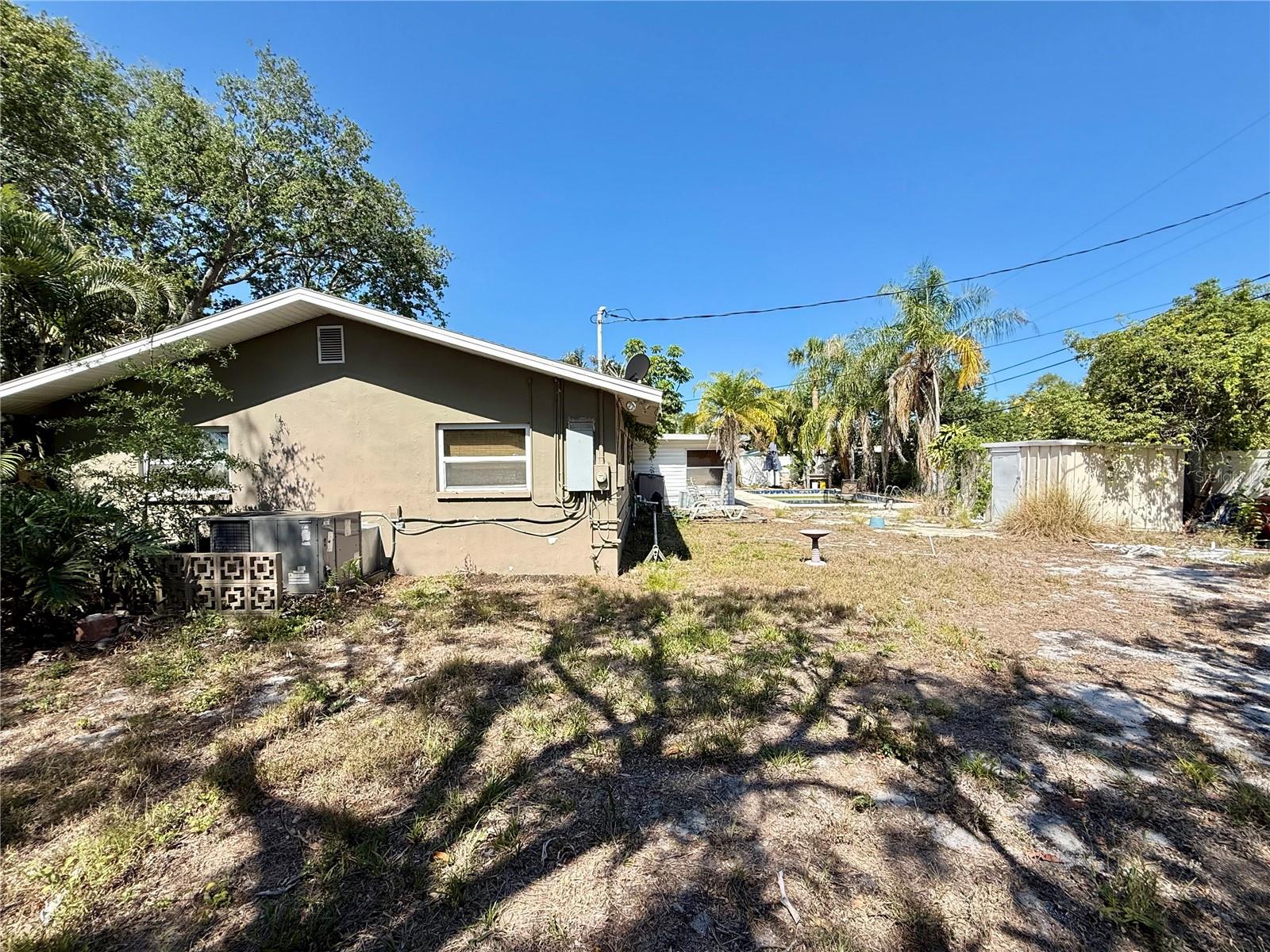 720 15TH AVE SW, LARGO, FL, 33770
