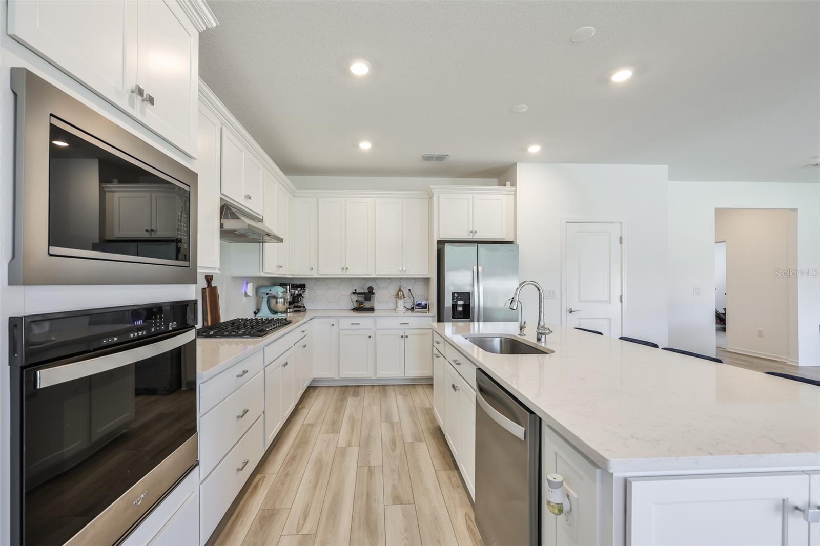 3070 FOREST MEADOW AVE, VALRICO, FL, 33594