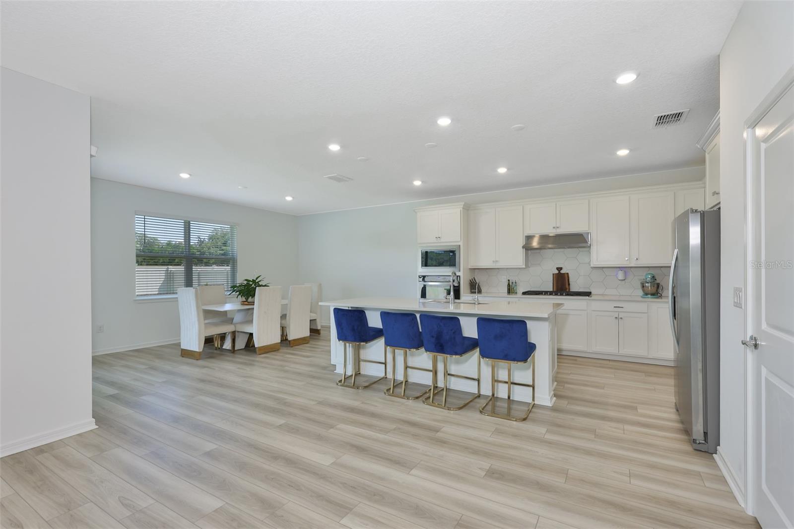 3070 FOREST MEADOW AVE, VALRICO, FL, 33594