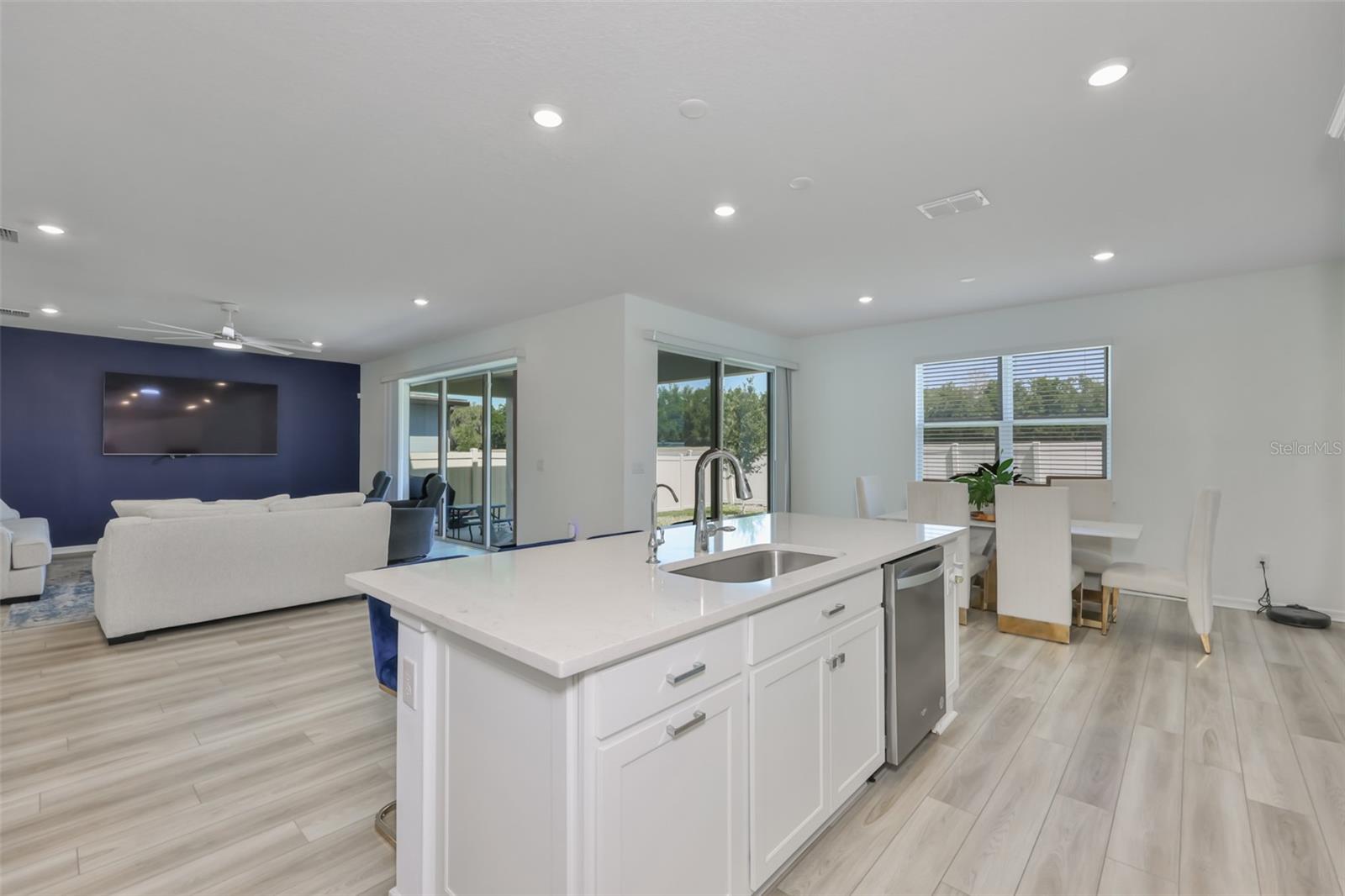 3070 FOREST MEADOW AVE, VALRICO, FL, 33594