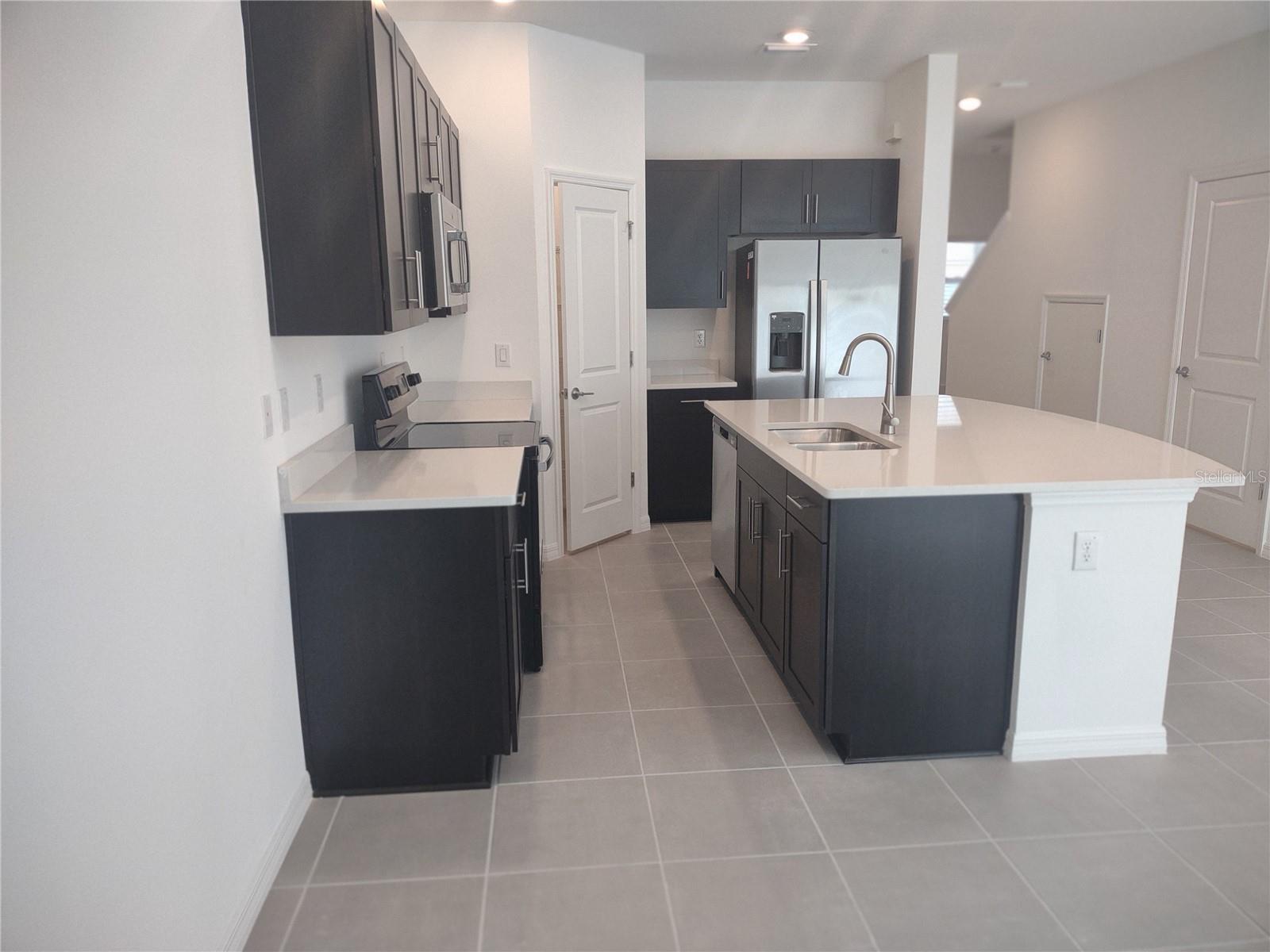 34202 POLACCA LN, WESLEY CHAPEL, FL, 33543