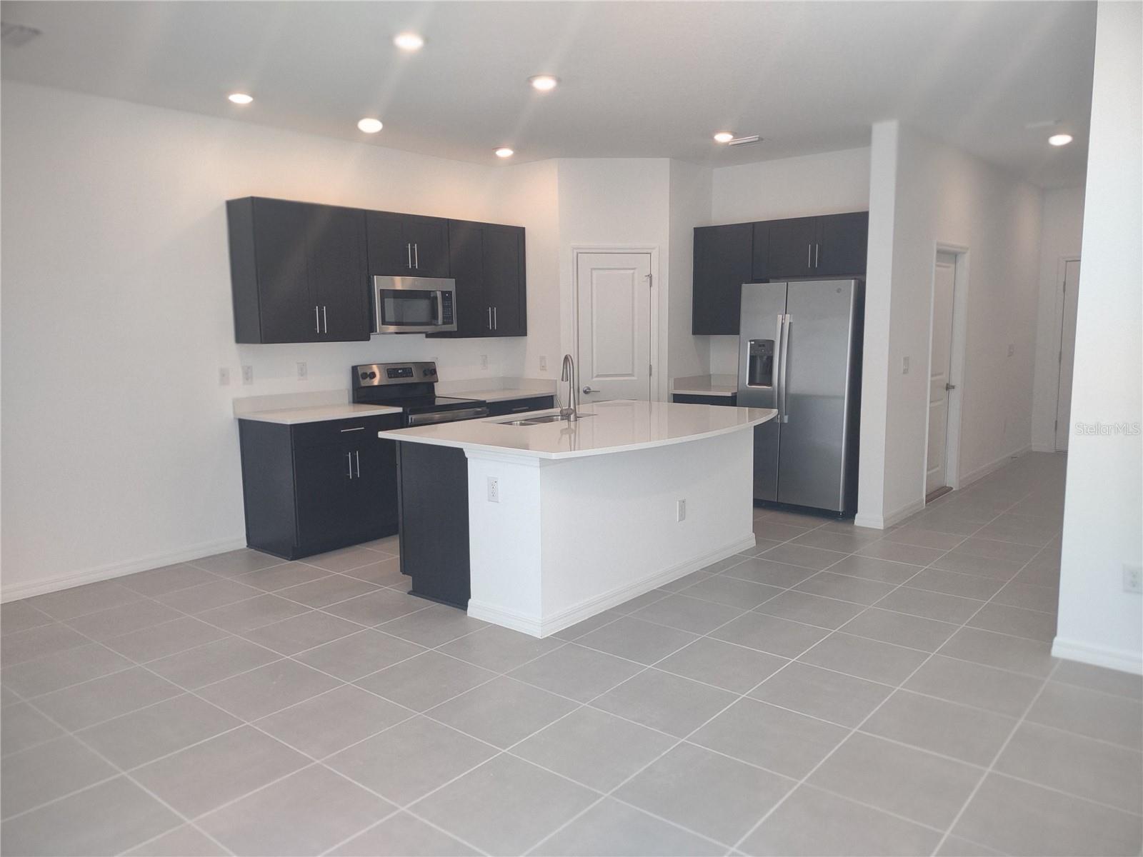 34202 POLACCA LN, WESLEY CHAPEL, FL, 33543