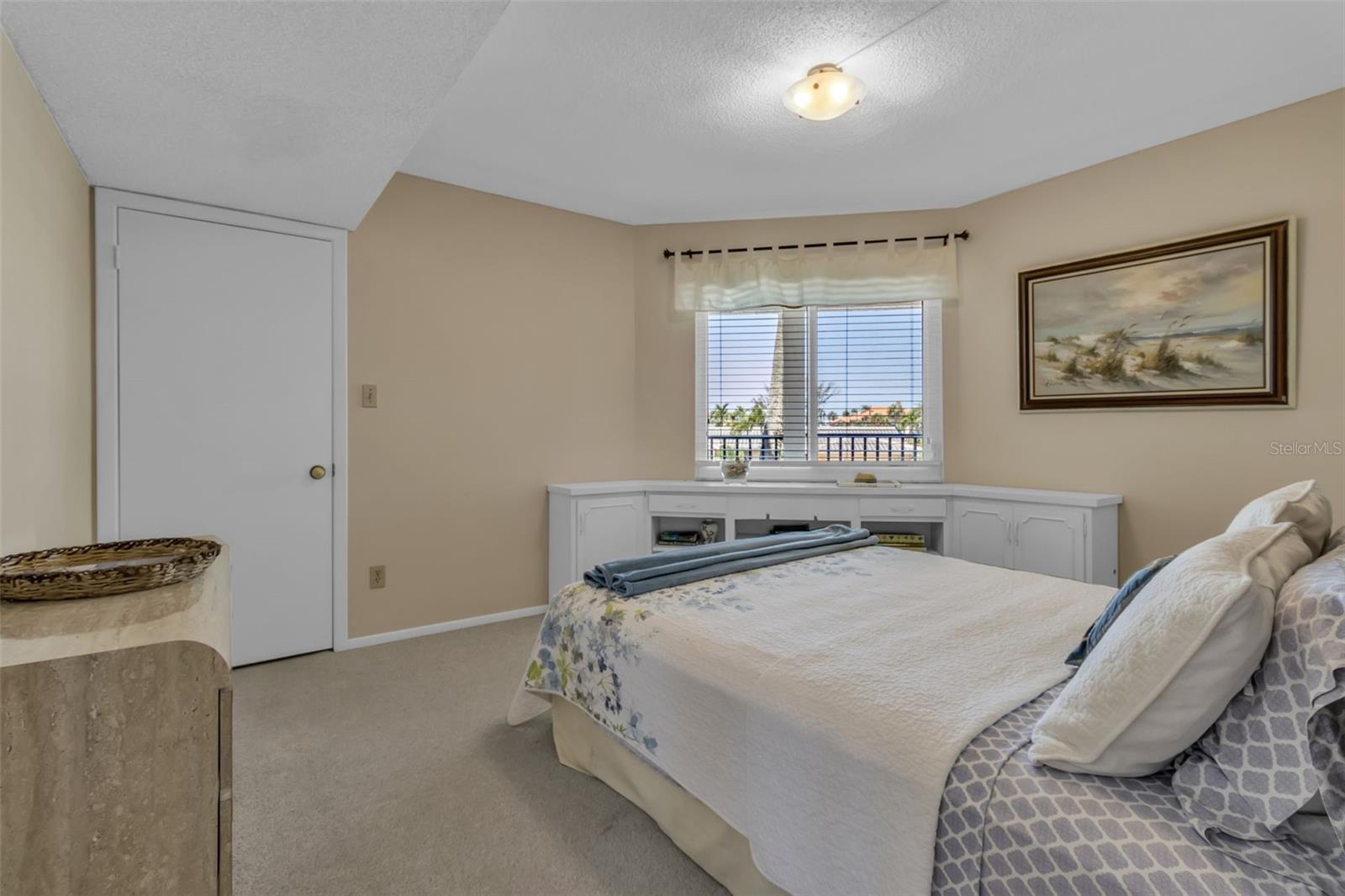 448 GULF OF MEXICO DR #A205, LONGBOAT KEY, FL, 34228