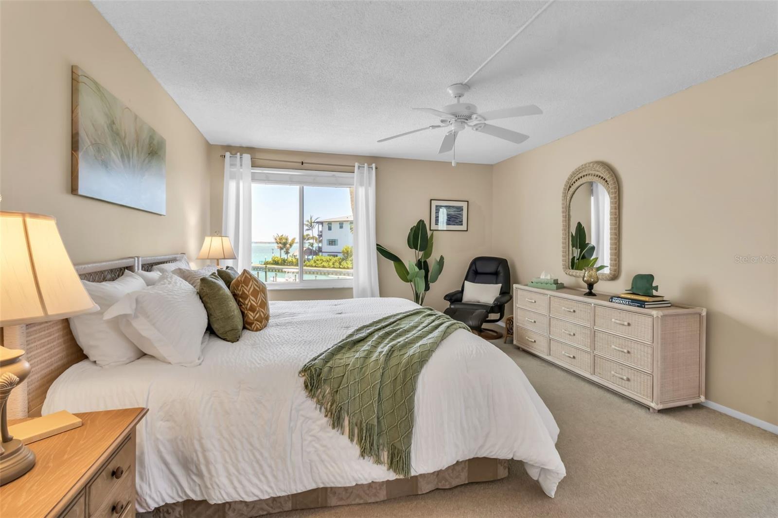 448 GULF OF MEXICO DR #A205, LONGBOAT KEY, FL, 34228