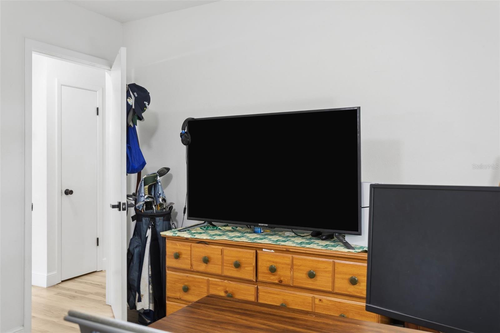 1006 E NORFOLK ST, TAMPA, FL, 33604