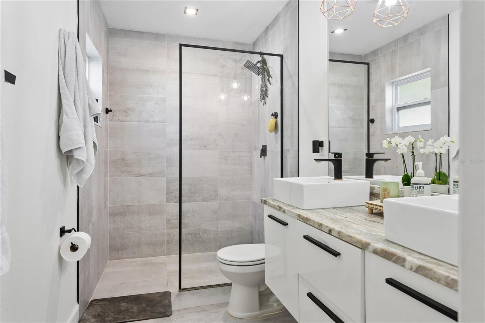 1006 E NORFOLK ST, TAMPA, FL, 33604