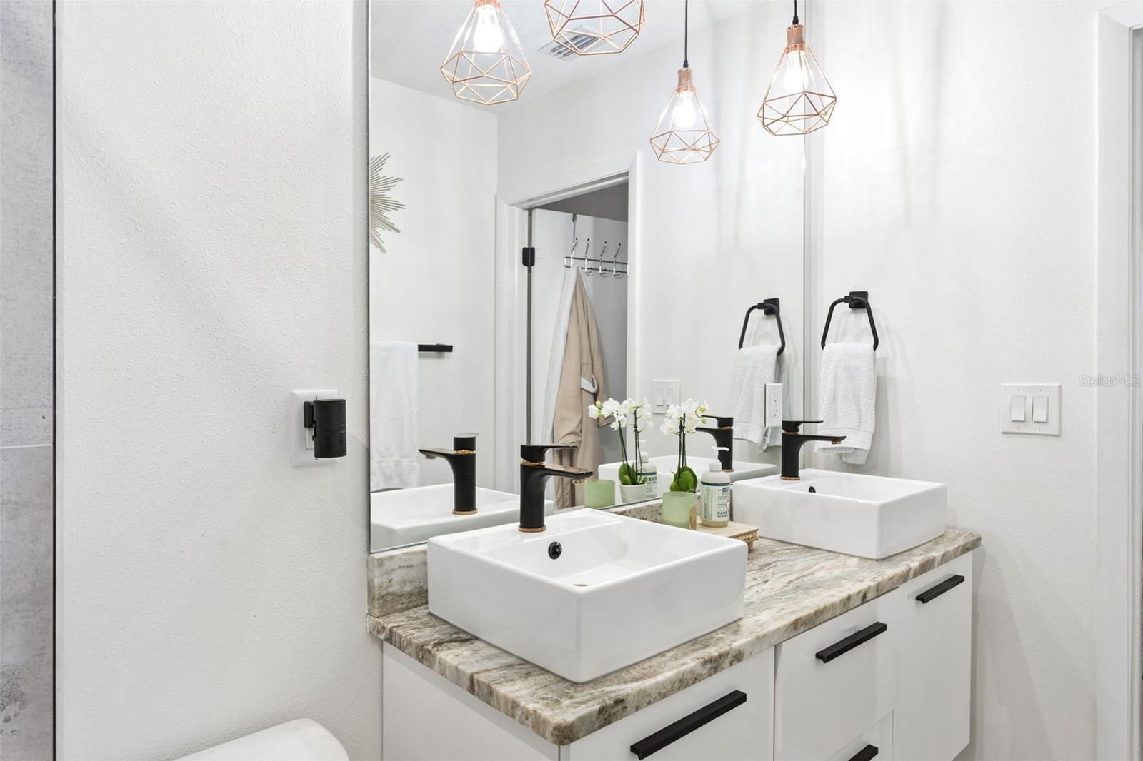 1006 E NORFOLK ST, TAMPA, FL, 33604