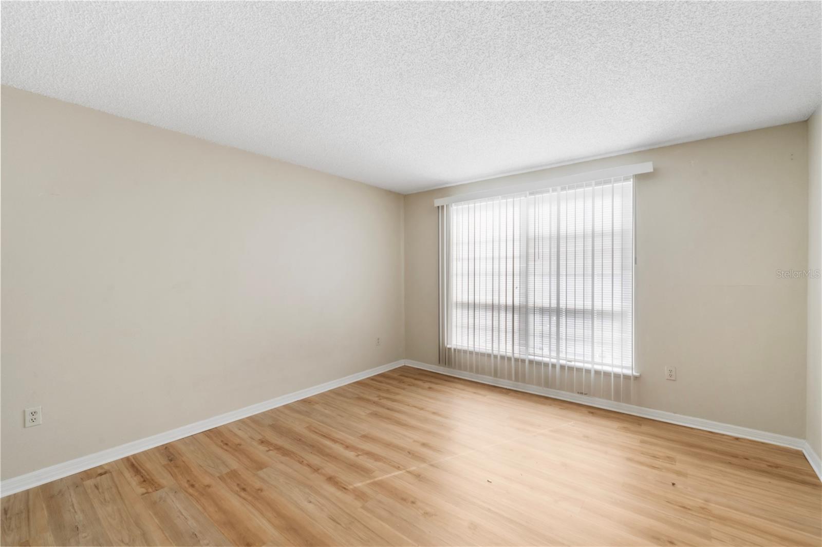 4160 VERSAILLES DR #4160D, ORLANDO, FL, 32808