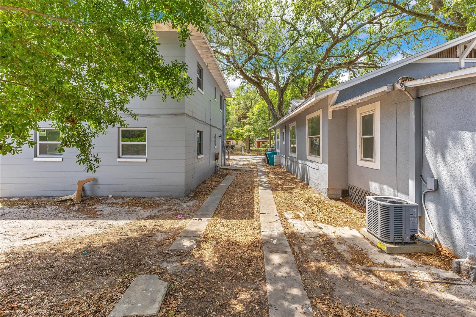 1025 COLYER ST #A/B, ORLANDO, FL, 32805