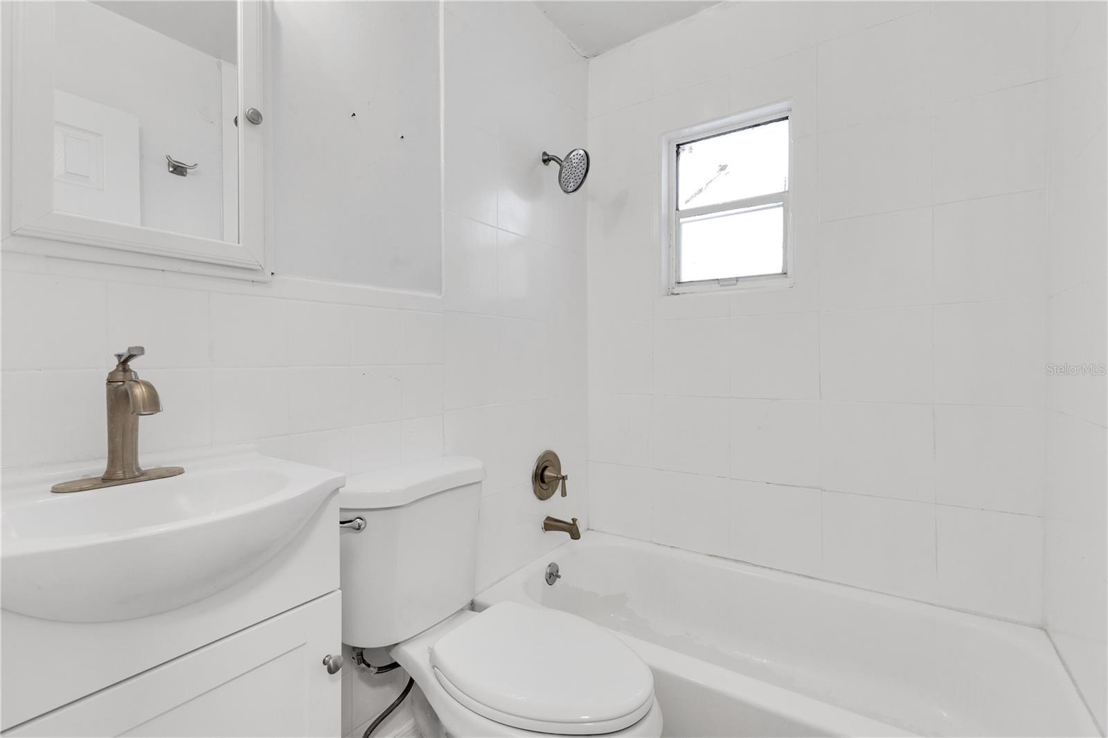 1025 COLYER ST #A/B, ORLANDO, FL, 32805