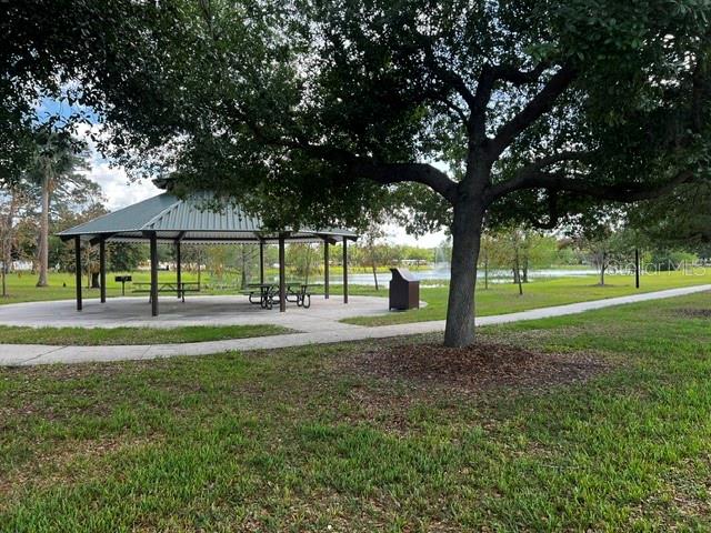 102 S SUNLAND DR, SANFORD, FL, 32773