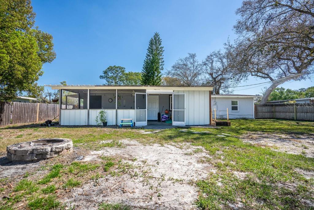 102 S SUNLAND DR, SANFORD, FL, 32773