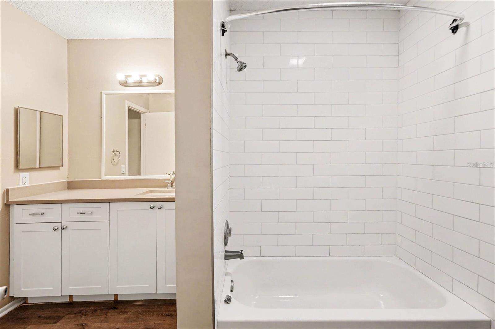 3408 LAUREL DALE DR, TAMPA, FL, 33618