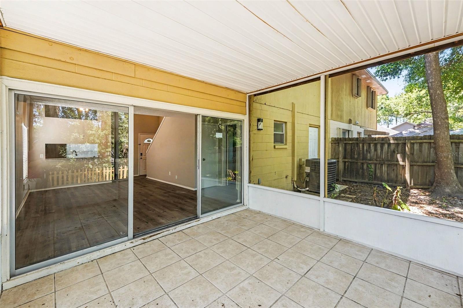 3408 LAUREL DALE DR, TAMPA, FL, 33618