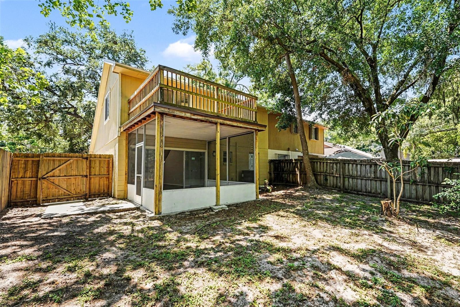 3408 LAUREL DALE DR, TAMPA, FL, 33618