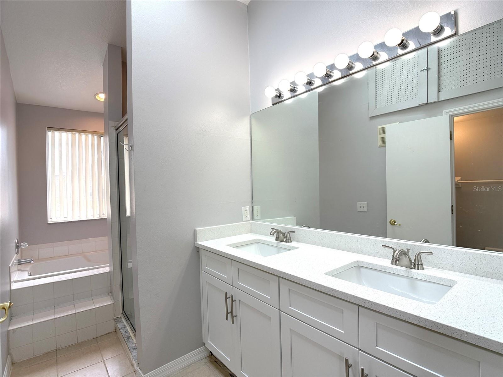 306A MANGO DR, DAVENPORT, FL, 33897