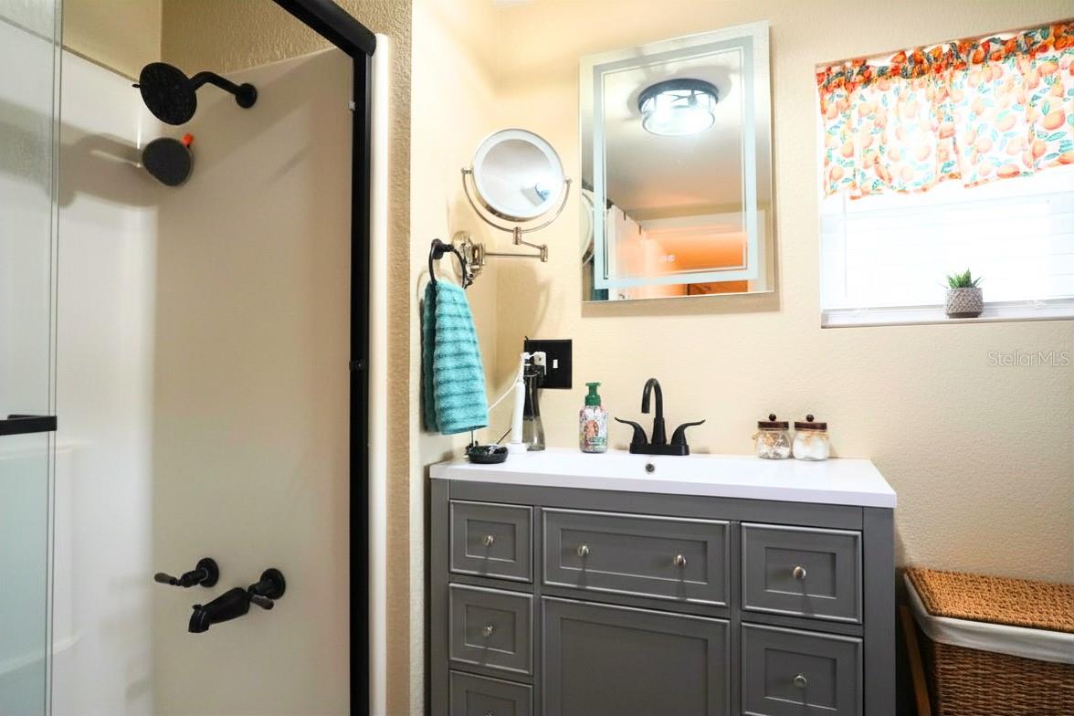 11717 E SALMON DR, FLORAL CITY, FL, 34436