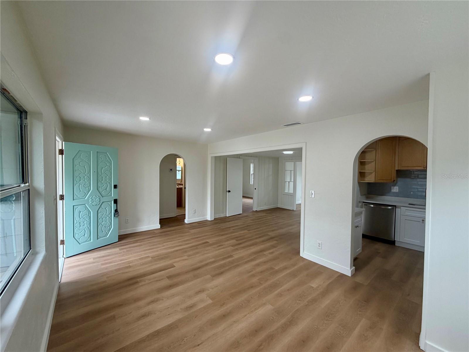 3938 2ND AVE N, ST PETERSBURG, FL, 33713