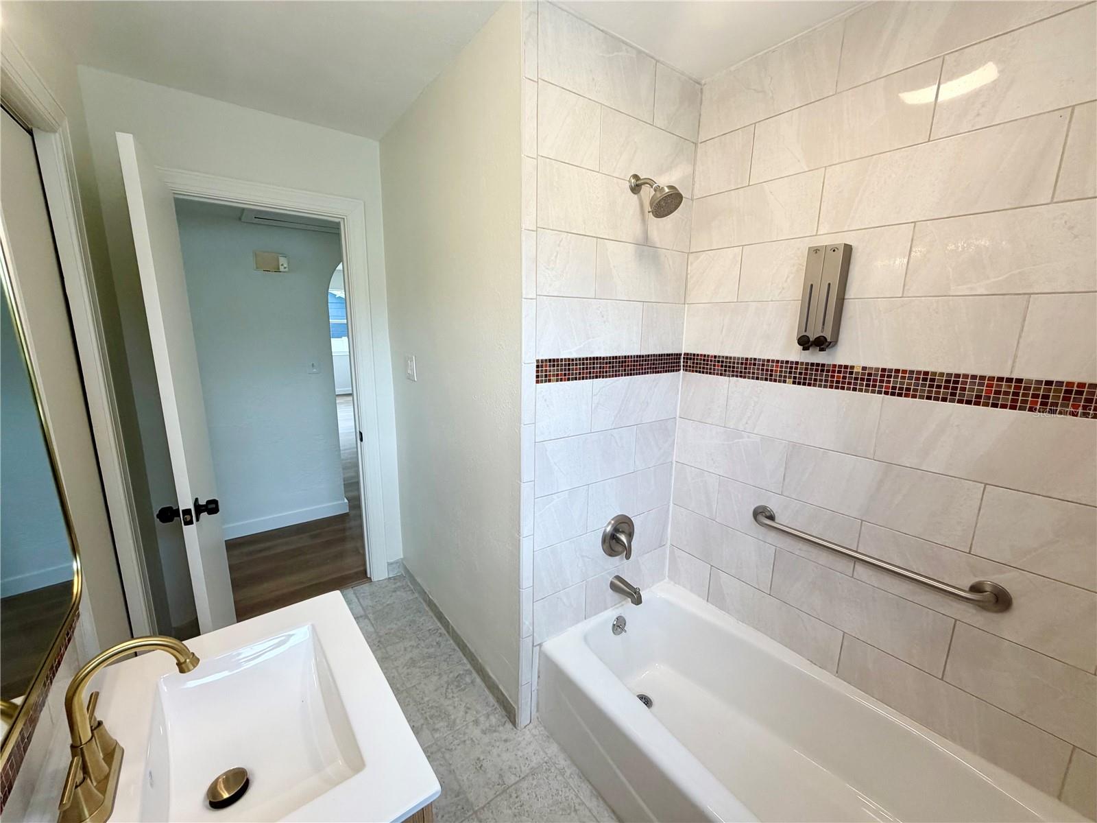 3938 2ND AVE N, ST PETERSBURG, FL, 33713