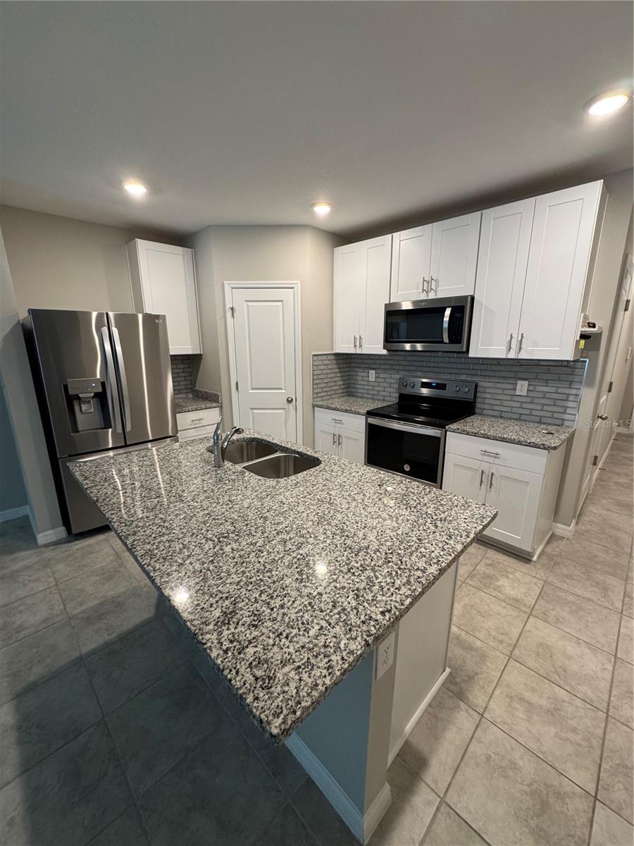 5860 OCEAN ISLE DR, NOKOMIS, FL, 34275