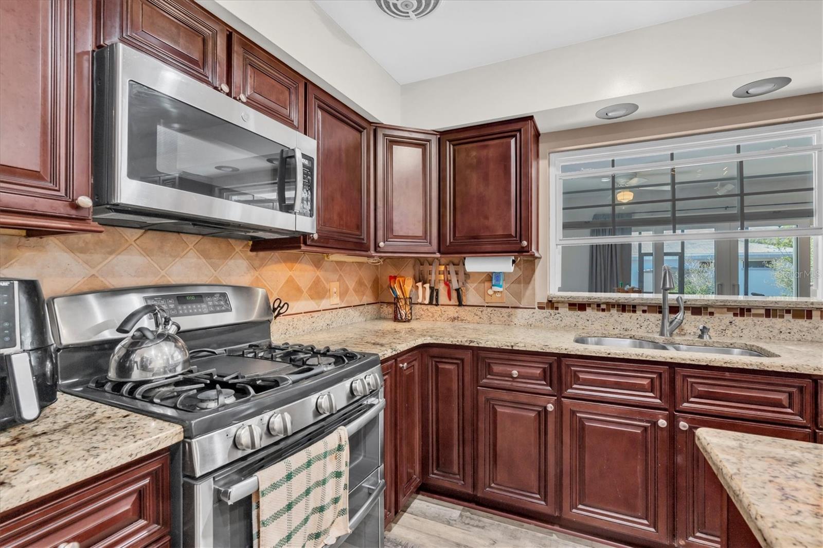 29 SOUTHWIND DR, LARGO, FL, 33770