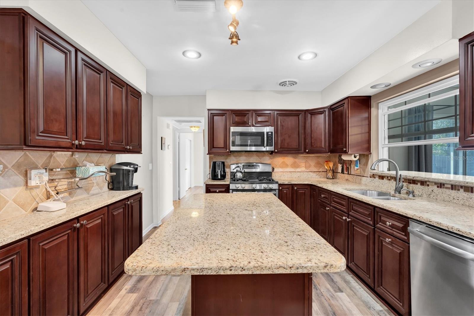 29 SOUTHWIND DR, LARGO, FL, 33770