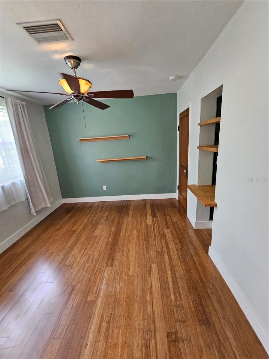 1115 NE 11TH AVE, GAINESVILLE, FL, 32601