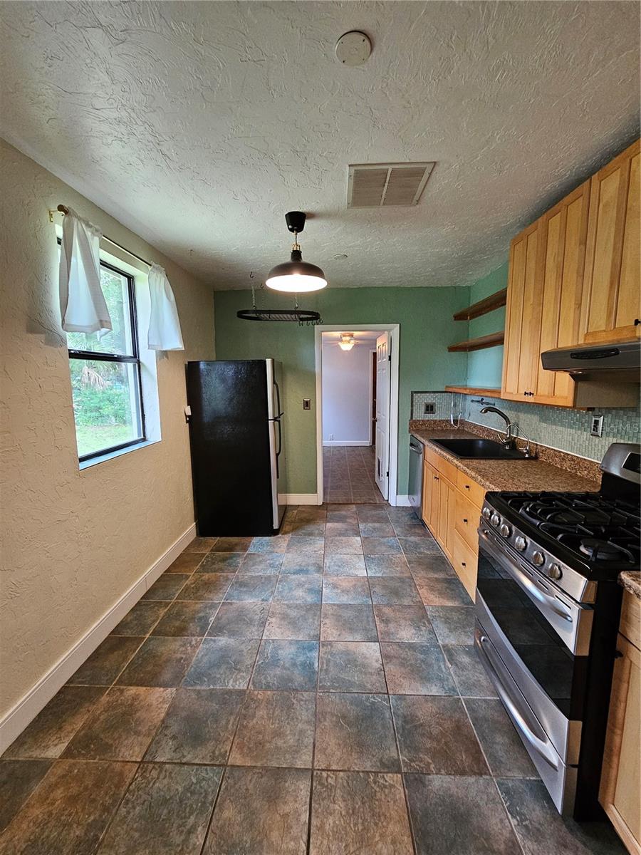 1115 NE 11TH AVE, GAINESVILLE, FL, 32601