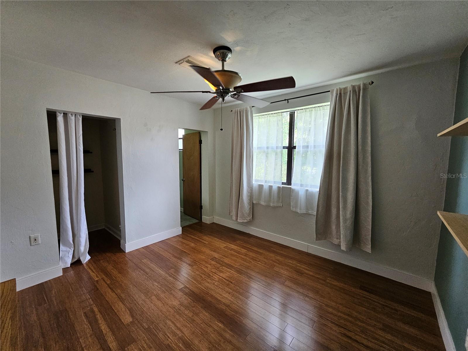 1115 NE 11TH AVE, GAINESVILLE, FL, 32601