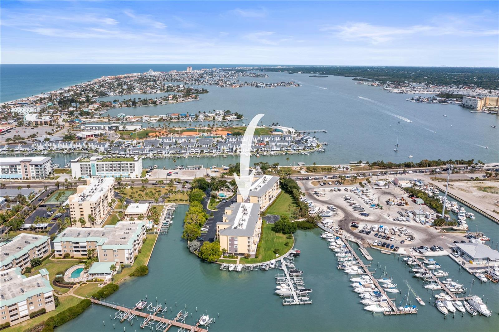 425 150TH AVE #2303, MADEIRA BEACH, FL, 33708