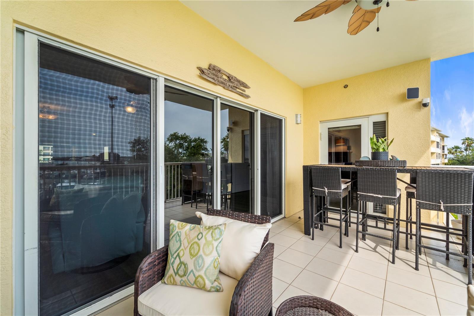 425 150TH AVE #2303, MADEIRA BEACH, FL, 33708