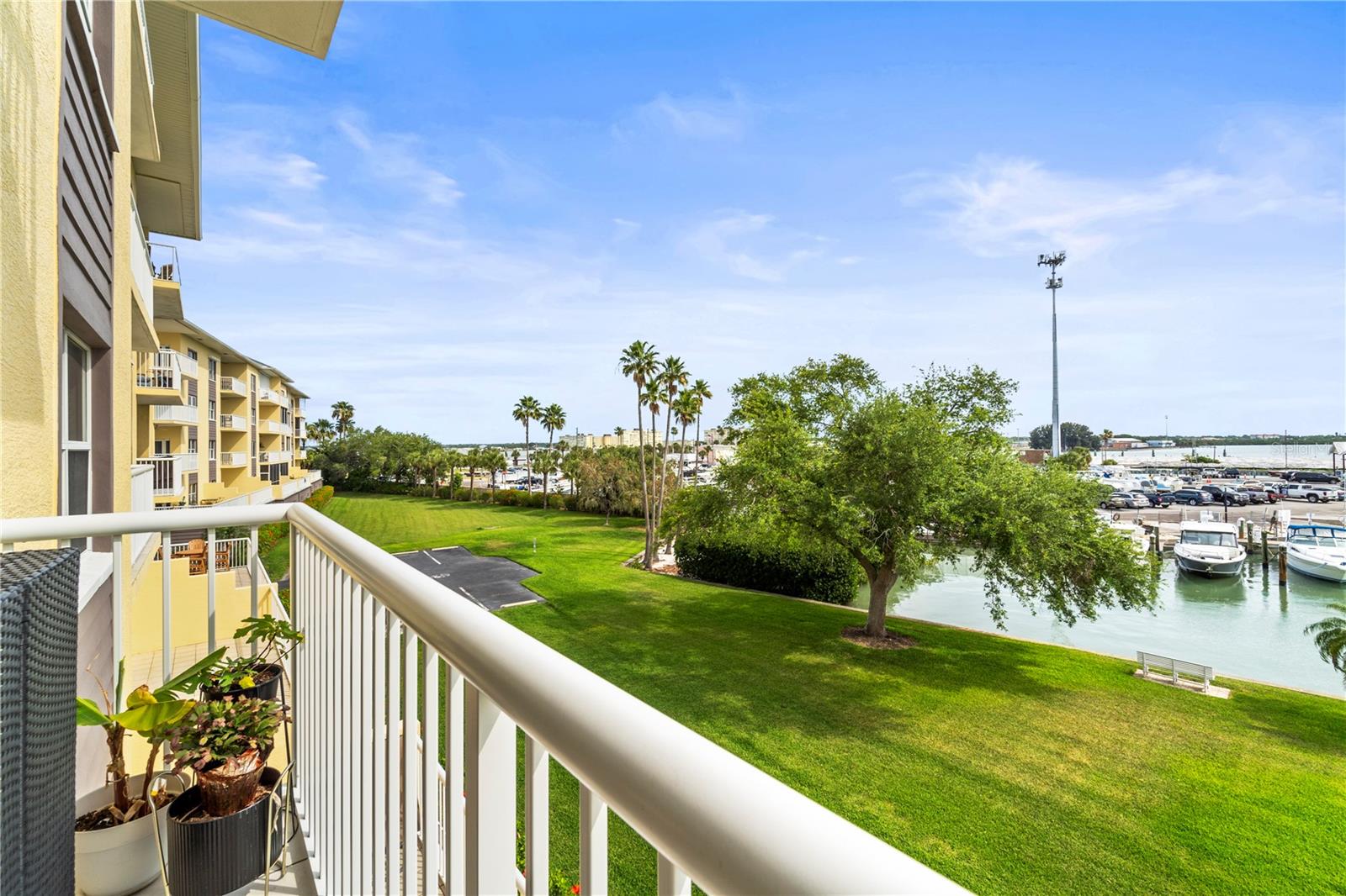 425 150TH AVE #2303, MADEIRA BEACH, FL, 33708