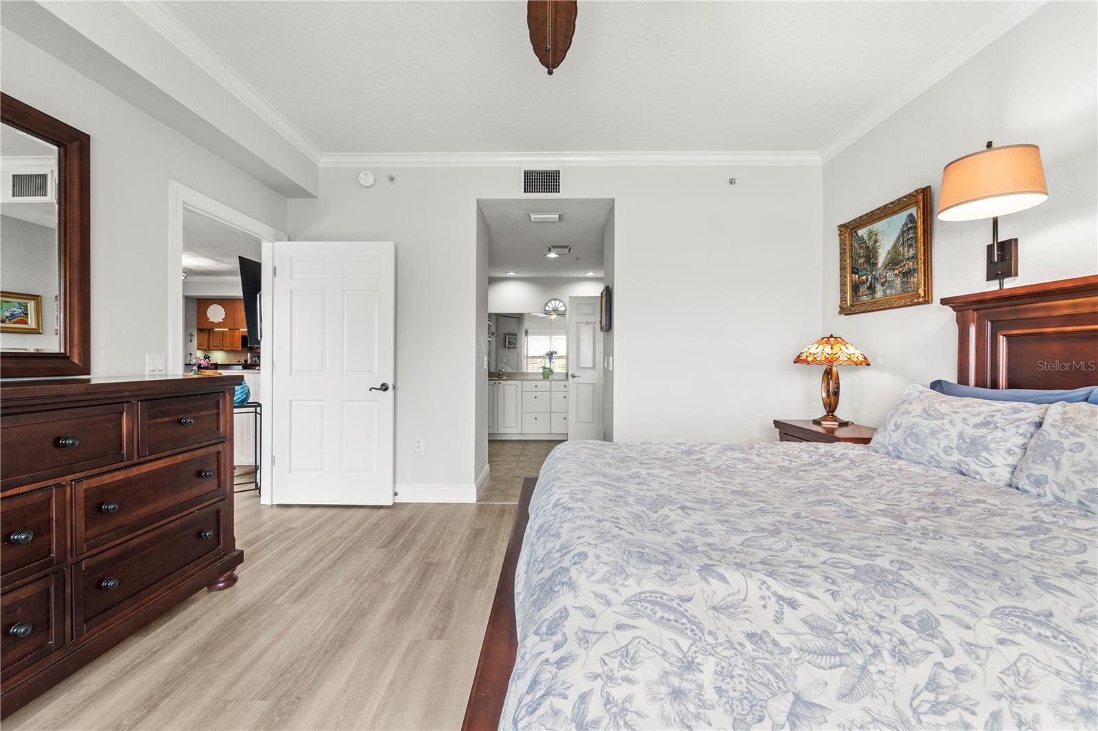 425 150TH AVE #2303, MADEIRA BEACH, FL, 33708