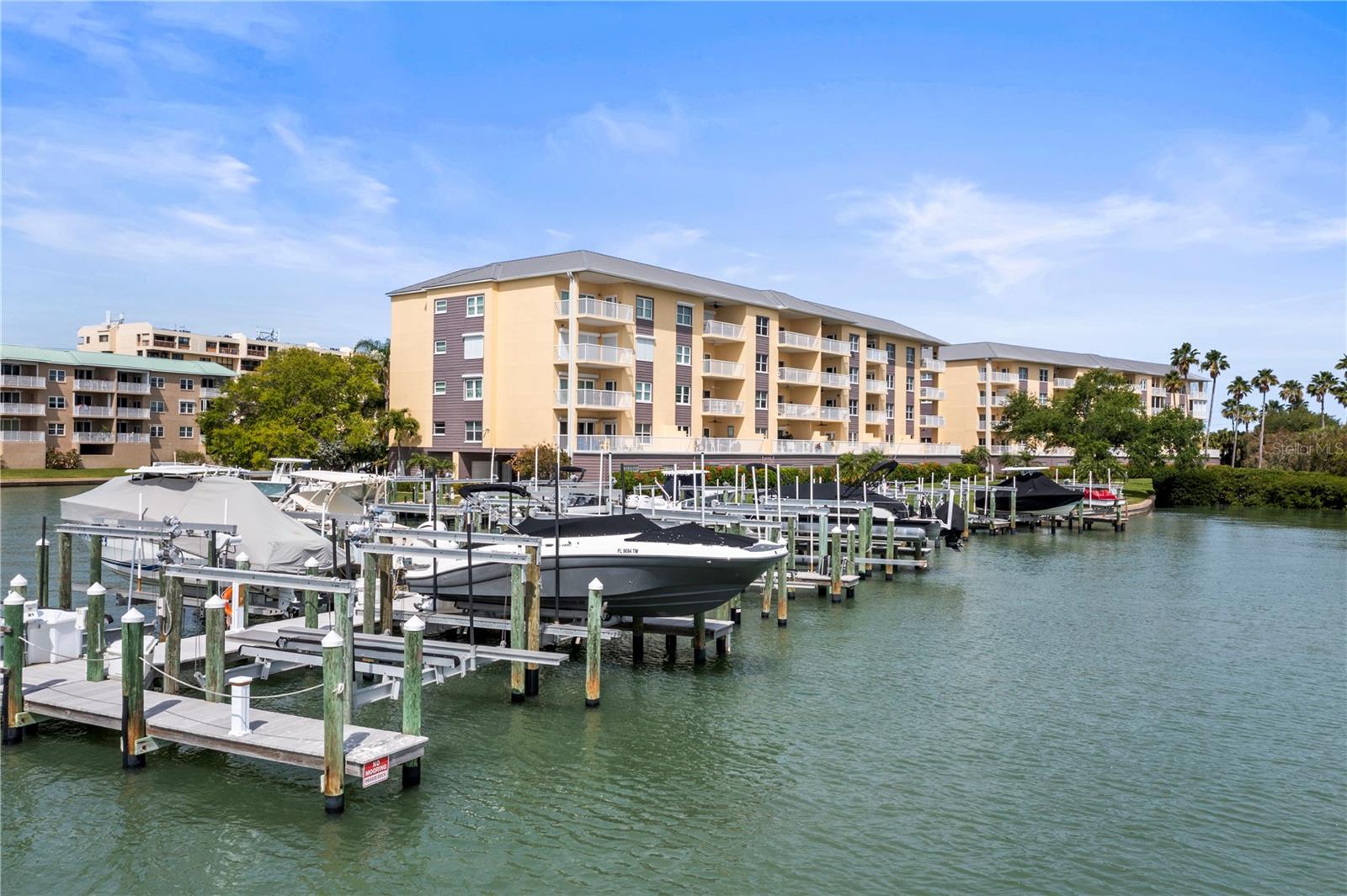 425 150TH AVE #2303, MADEIRA BEACH, FL, 33708