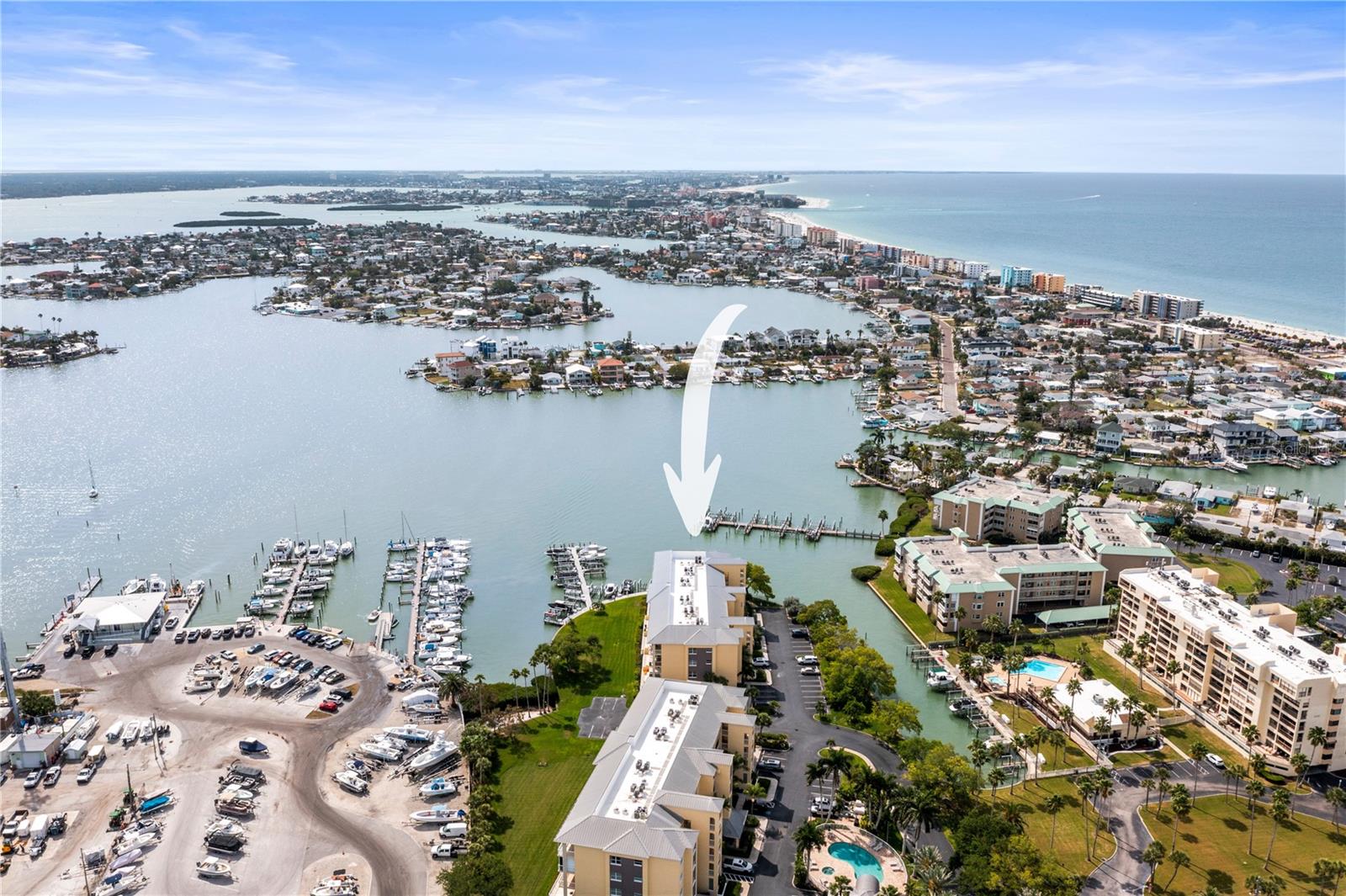 425 150TH AVE #2303, MADEIRA BEACH, FL, 33708