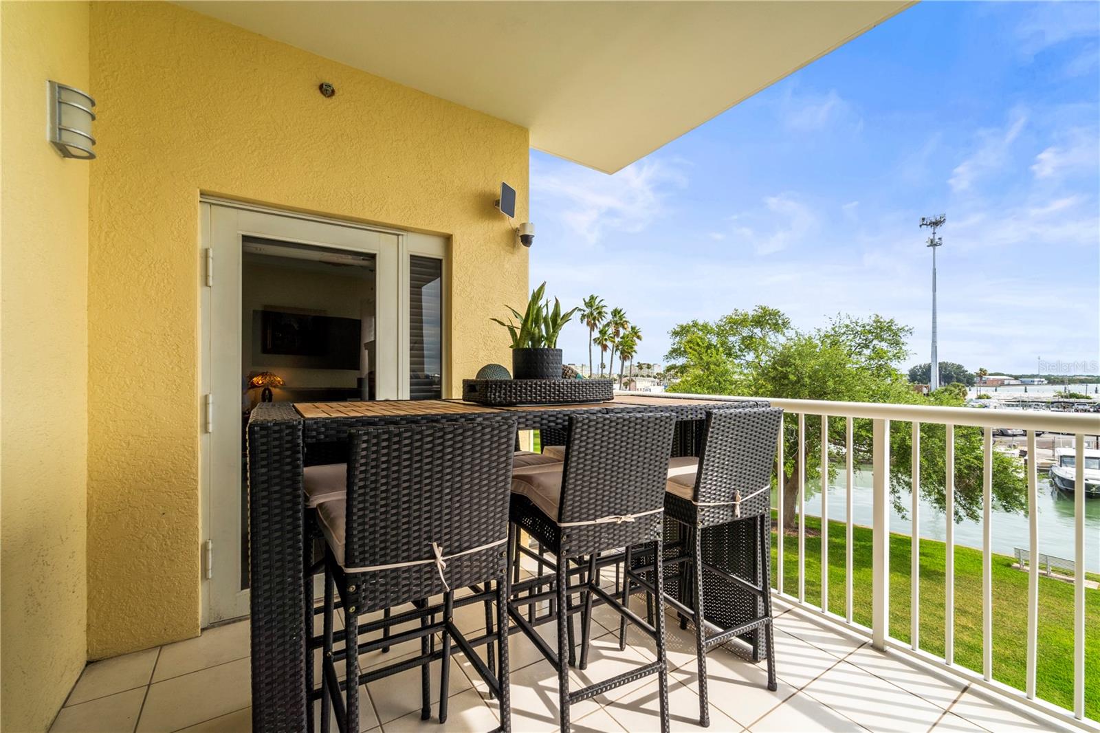 425 150TH AVE #2303, MADEIRA BEACH, FL, 33708