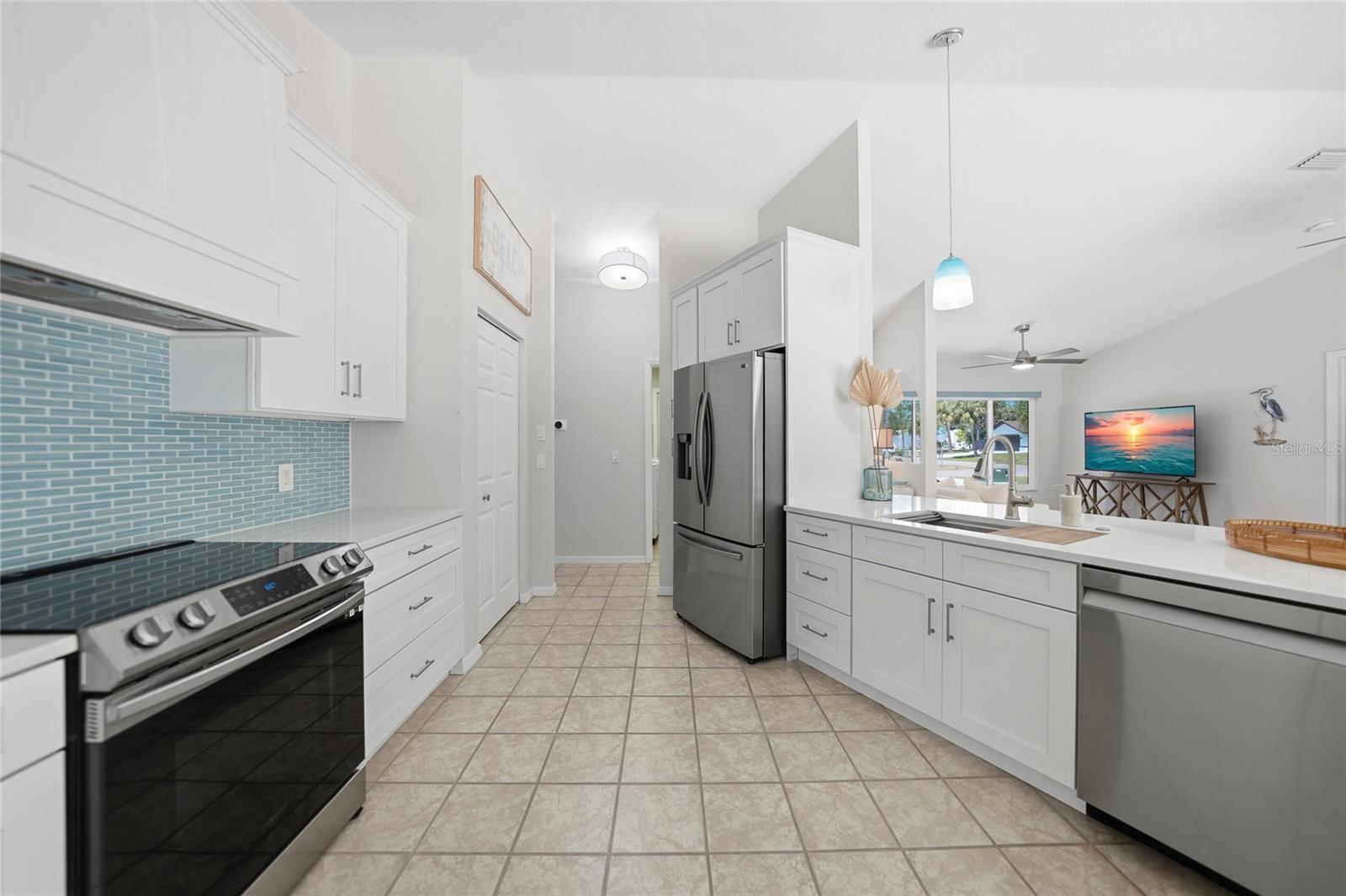 2078 TINKER ST, PORT CHARLOTTE, FL, 33948