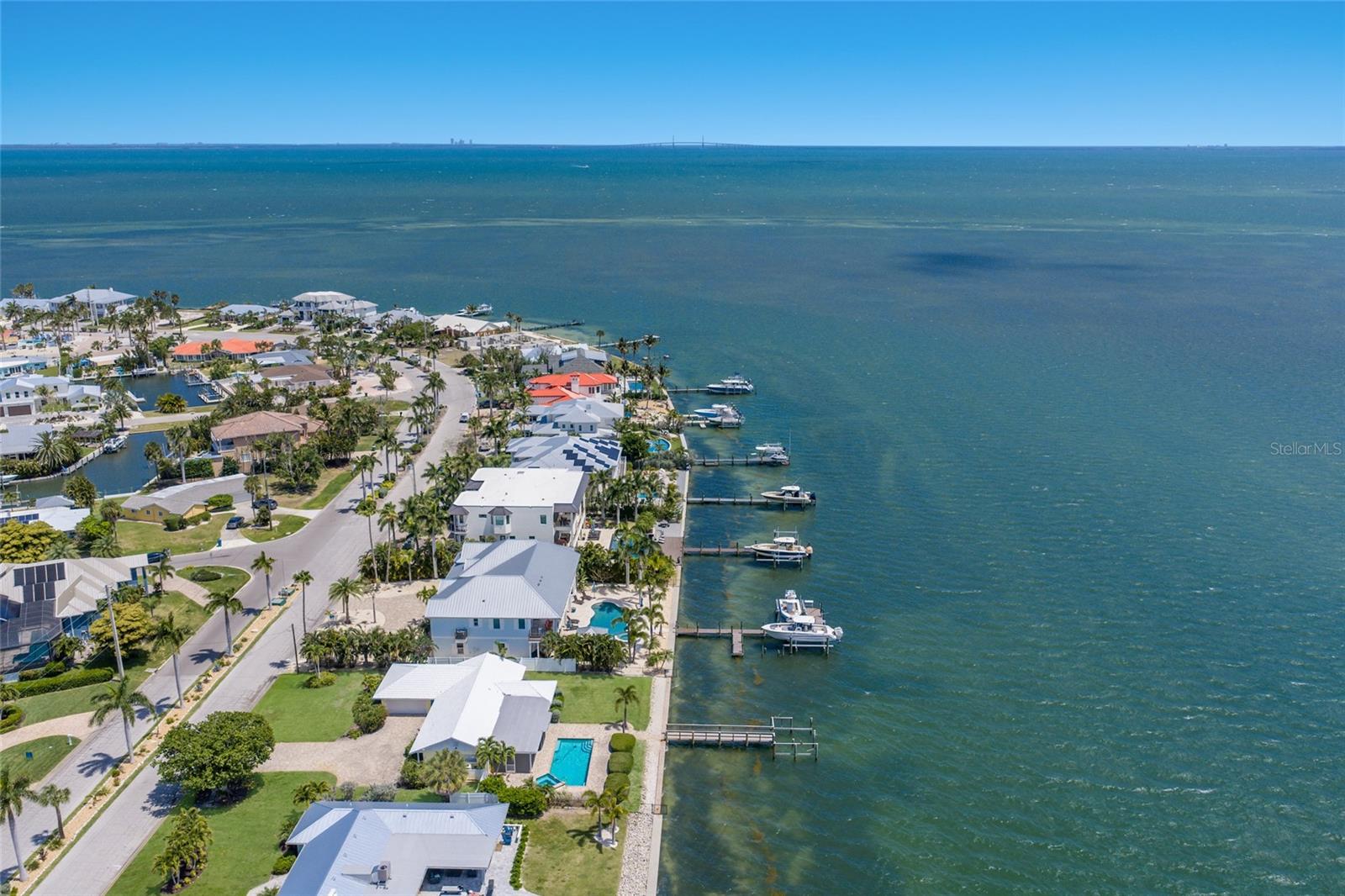 633 KEY ROYALE DR, HOLMES BEACH, FL, 34217